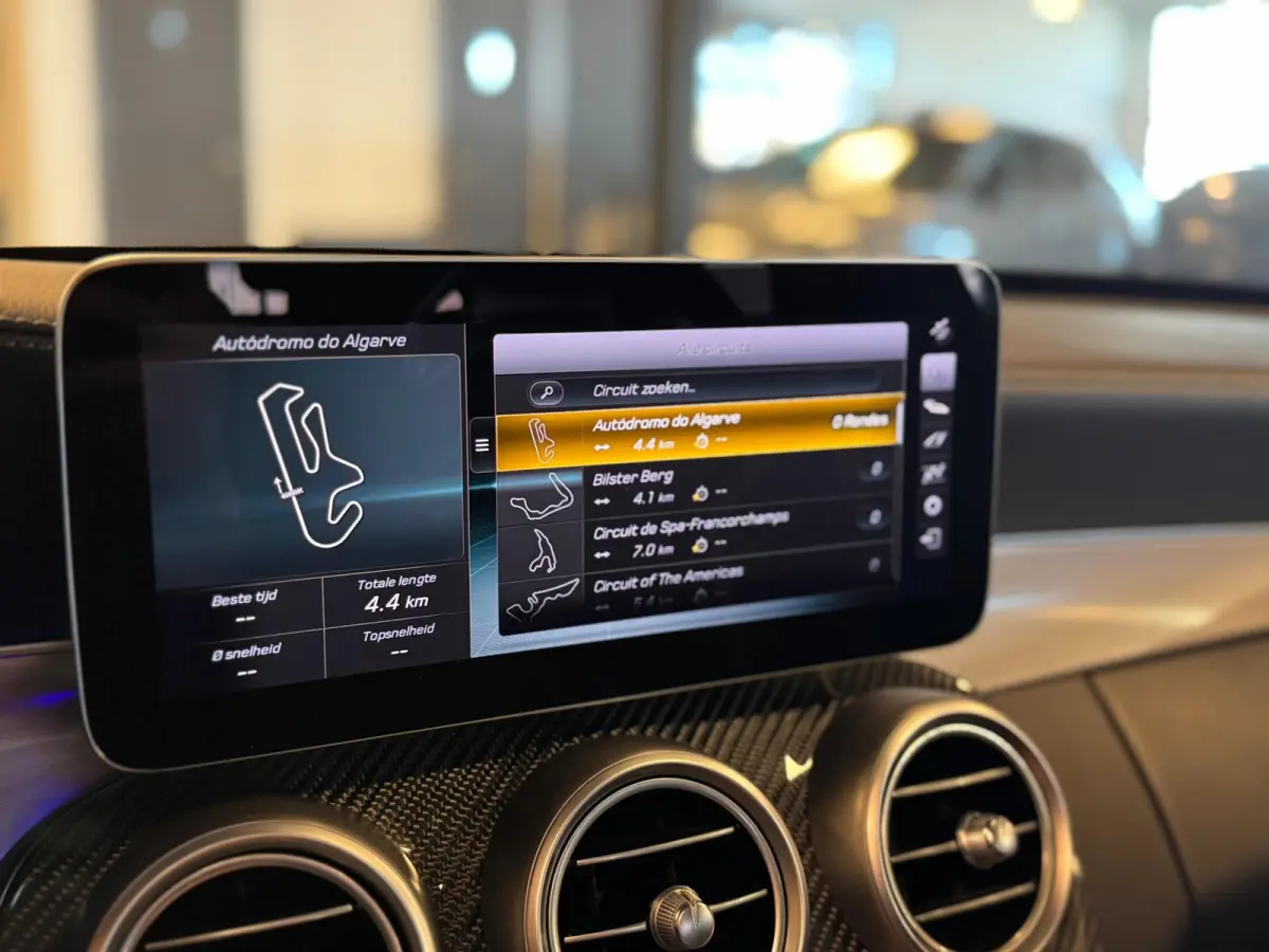 AMG C63 S Keramisch / Kuip / 360 camera / Sfeerverlichting / Memory / Panoramadak