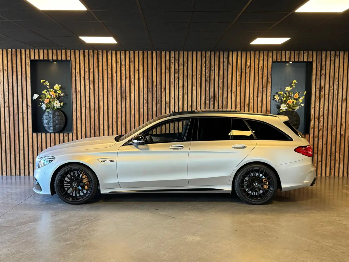 AMG C63 S Keramisch / Kuip / 360 camera / Sfeerverlichting / Memory / Panoramadak