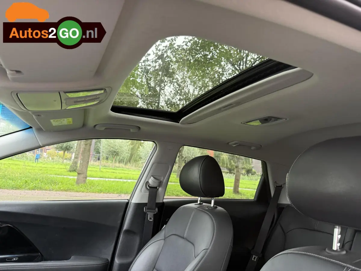 1.6 GDi Hybrid ExecutiveLine I Leder I dig cockpit I apple carplay android I opendak I stoel en stuur verw. I Camera I rijklaar I