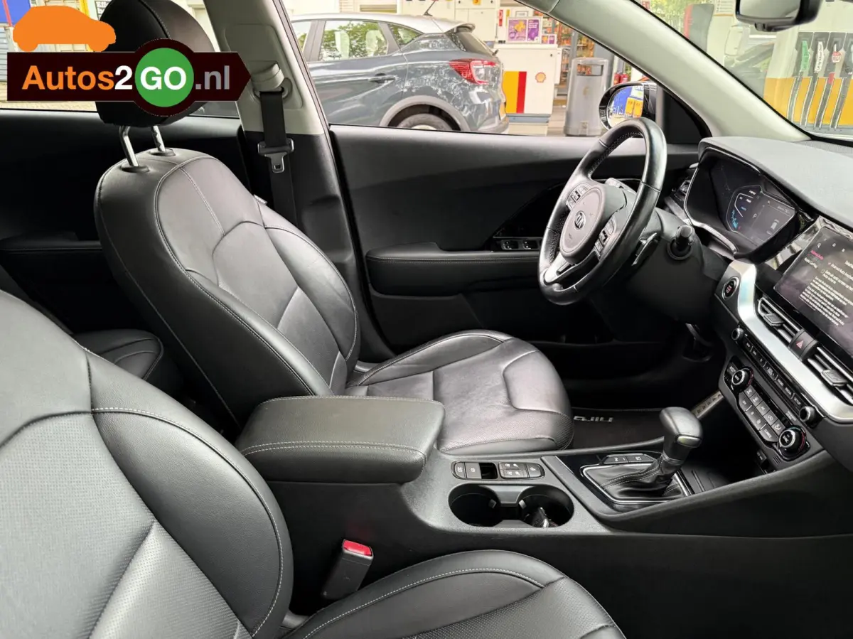 1.6 GDi Hybrid ExecutiveLine I Leder I dig cockpit I apple carplay android I opendak I stoel en stuur verw. I Camera I rijklaar I