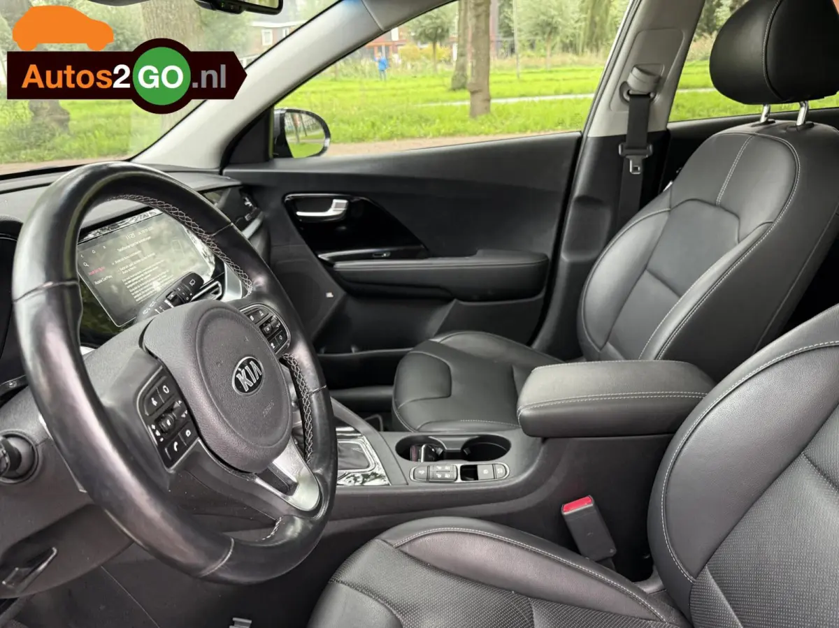 1.6 GDi Hybrid ExecutiveLine I Leder I dig cockpit I apple carplay android I opendak I stoel en stuur verw. I Camera I rijklaar I