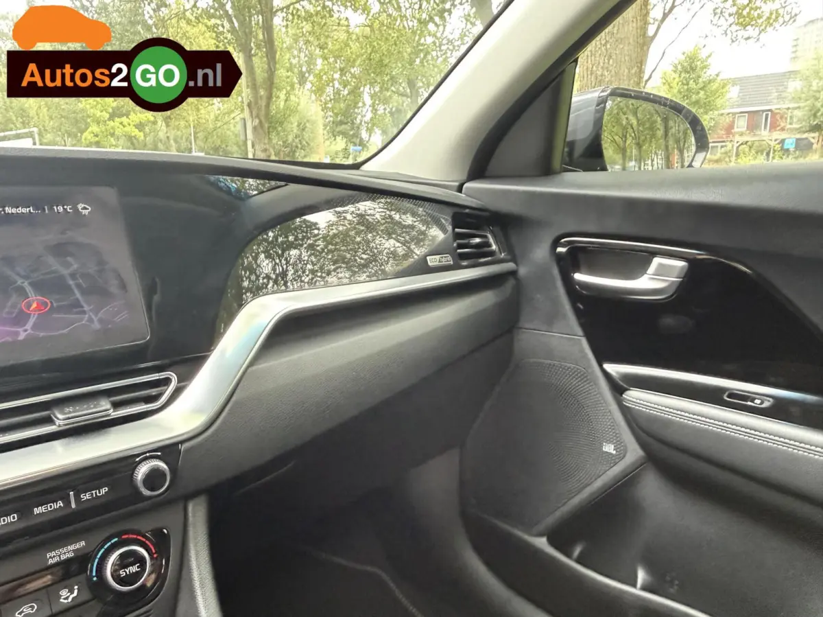 1.6 GDi Hybrid ExecutiveLine I Leder I dig cockpit I apple carplay android I opendak I stoel en stuur verw. I Camera I rijklaar I