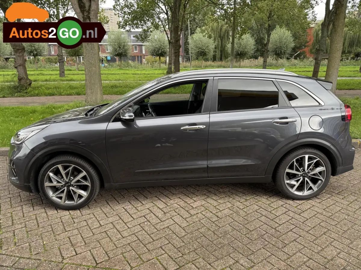 1.6 GDi Hybrid ExecutiveLine I Leder I dig cockpit I apple carplay android I opendak I stoel en stuur verw. I Camera I rijklaar I
