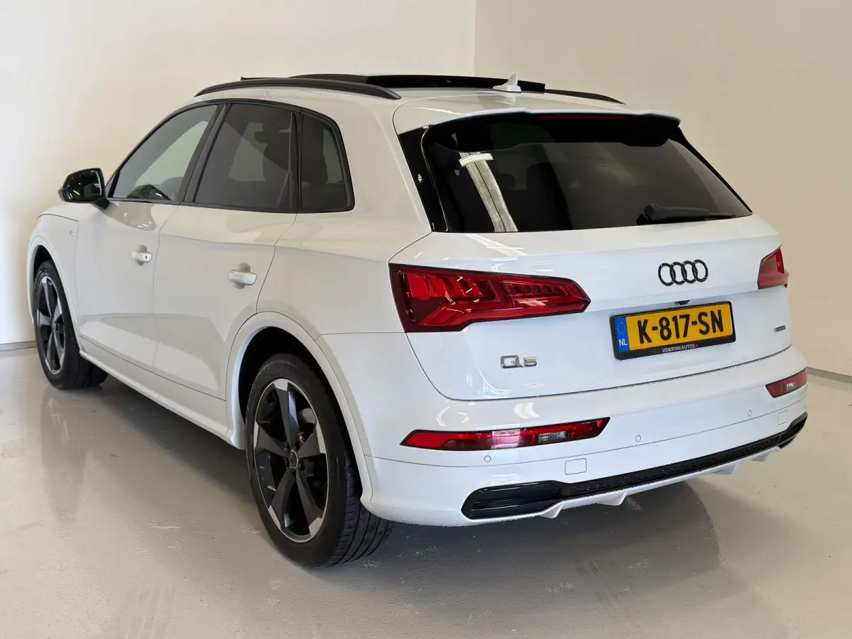 3.0 TDI Quattro Sport S Line Black Edition / Pano / ACC