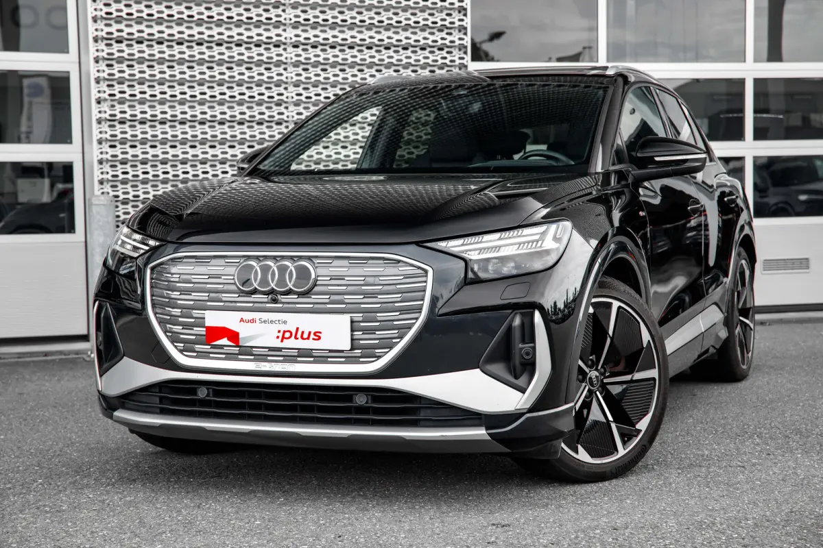 50 quattro Launch edition S Competition 77 kWh | Memory | Panoramadak | Leder | Stoelverwarming | SOH 86% | | Achteruitrijcamera standaard | Cruisecontrol adaptief | Electrische stoelen met 