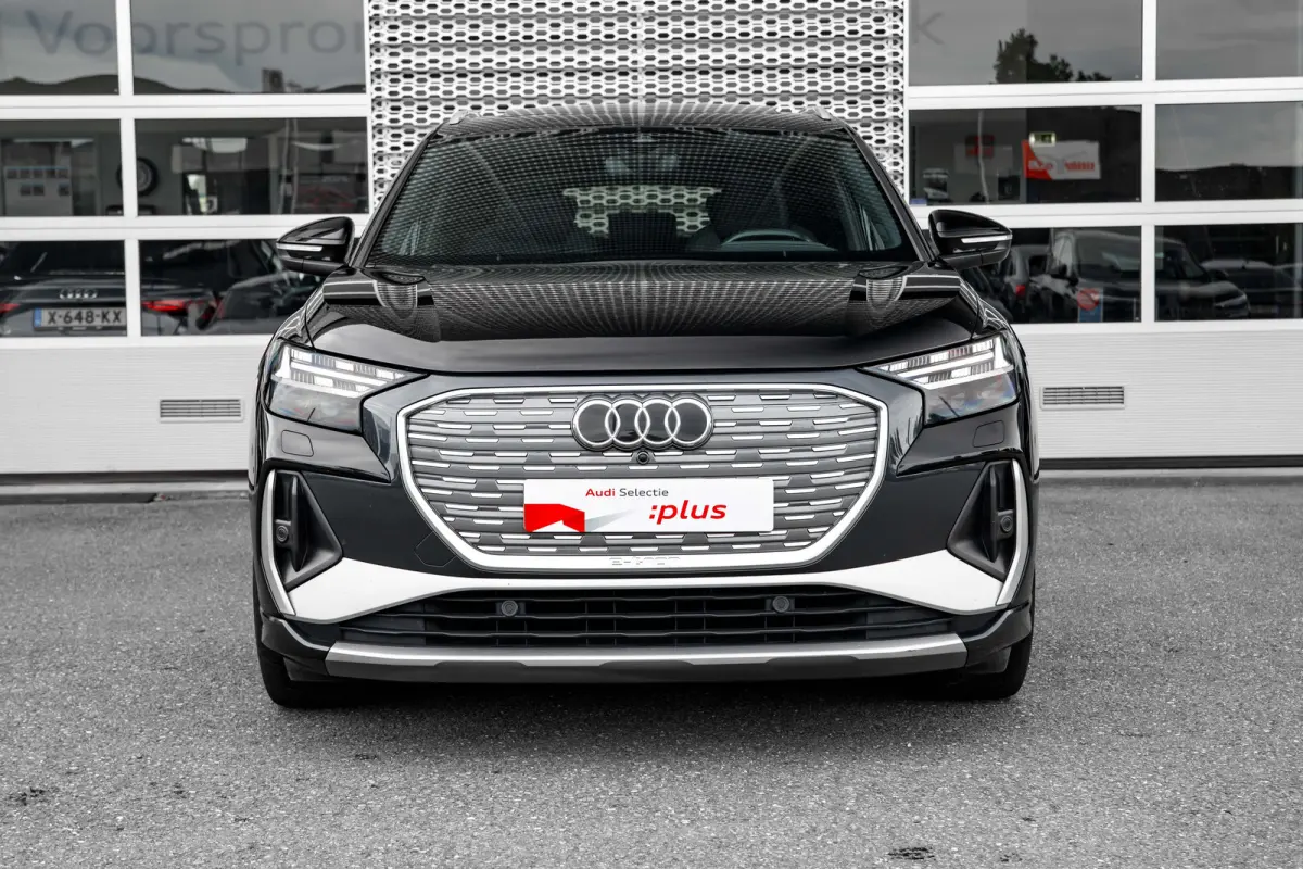 50 quattro Launch edition S Competition 77 kWh | Memory | Panoramadak | Leder | Stoelverwarming | SOH 86% | | Achteruitrijcamera standaard | Cruisecontrol adaptief | Electrische stoelen met 