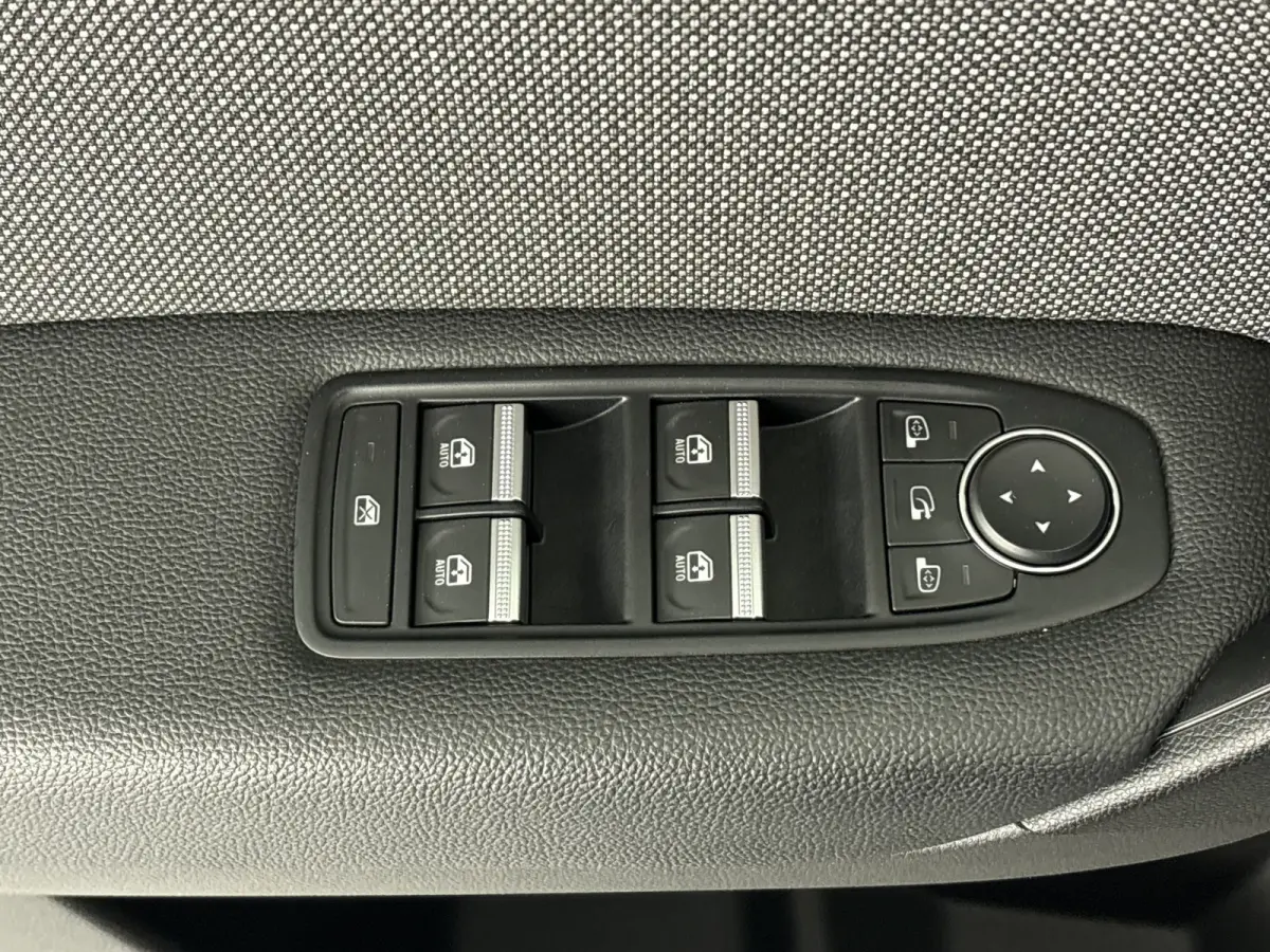 E-Tech full hybrid 145PK techno | CAMERA | NAVI