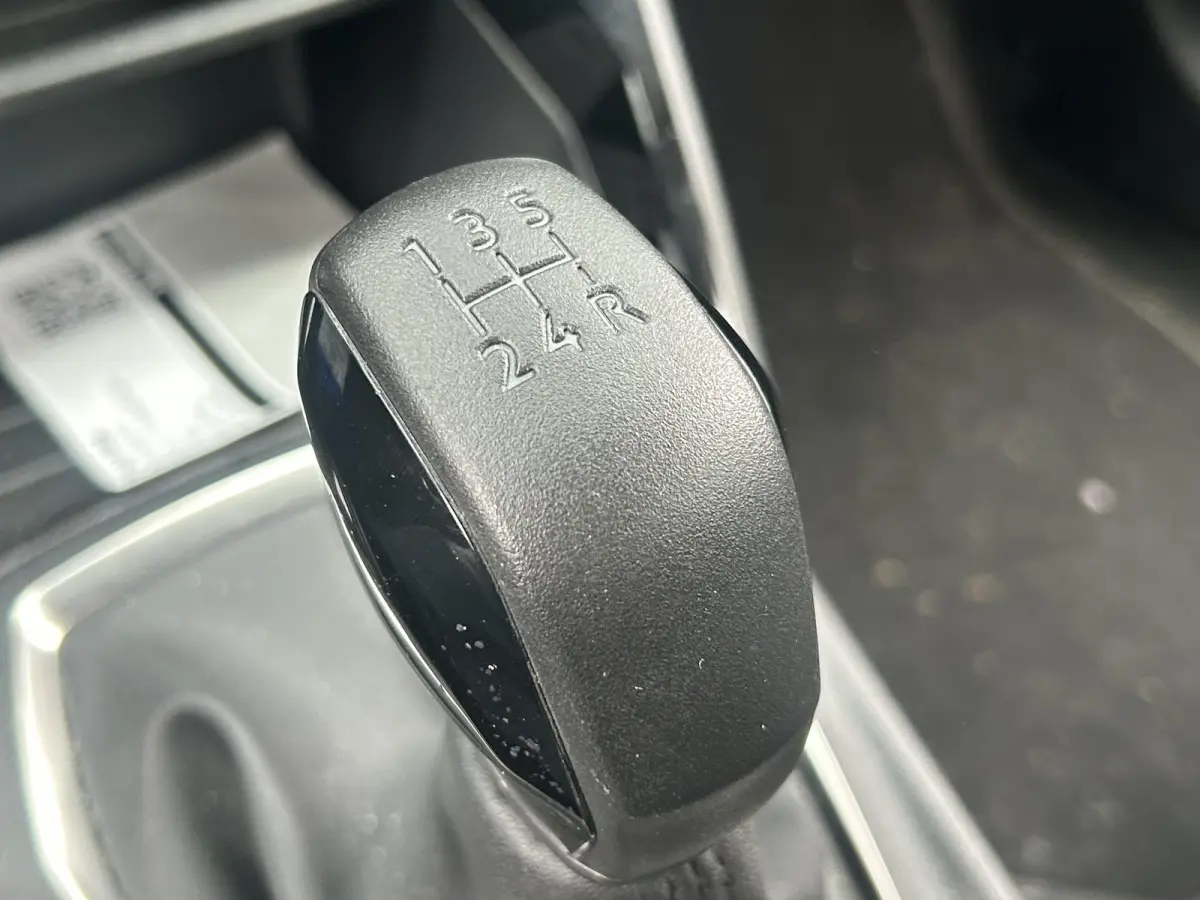 1.2 PureTech Active Pack | Parkeerhulp | Cruise Control | 1e eigenaar | Apple CarPlay/Android Auto