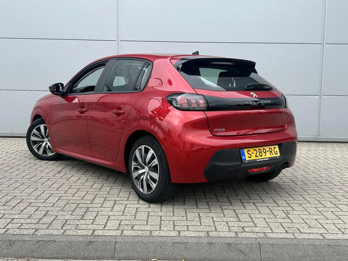 1.2 PureTech Active Pack | Parkeerhulp | Cruise Control | 1e eigenaar | Apple CarPlay/Android Auto