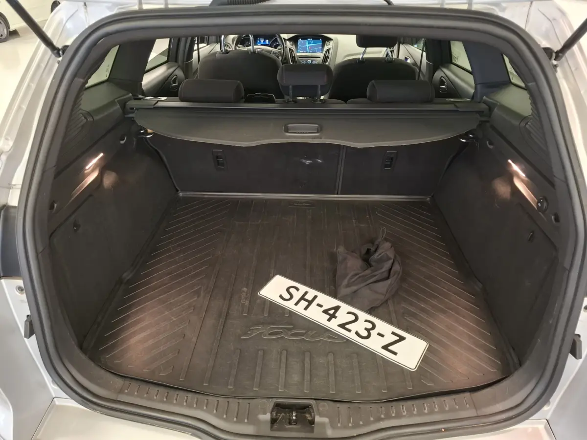 1.5 ST-Line Trekhaak Xenon 100% Dealer onderhouden Mooi!
