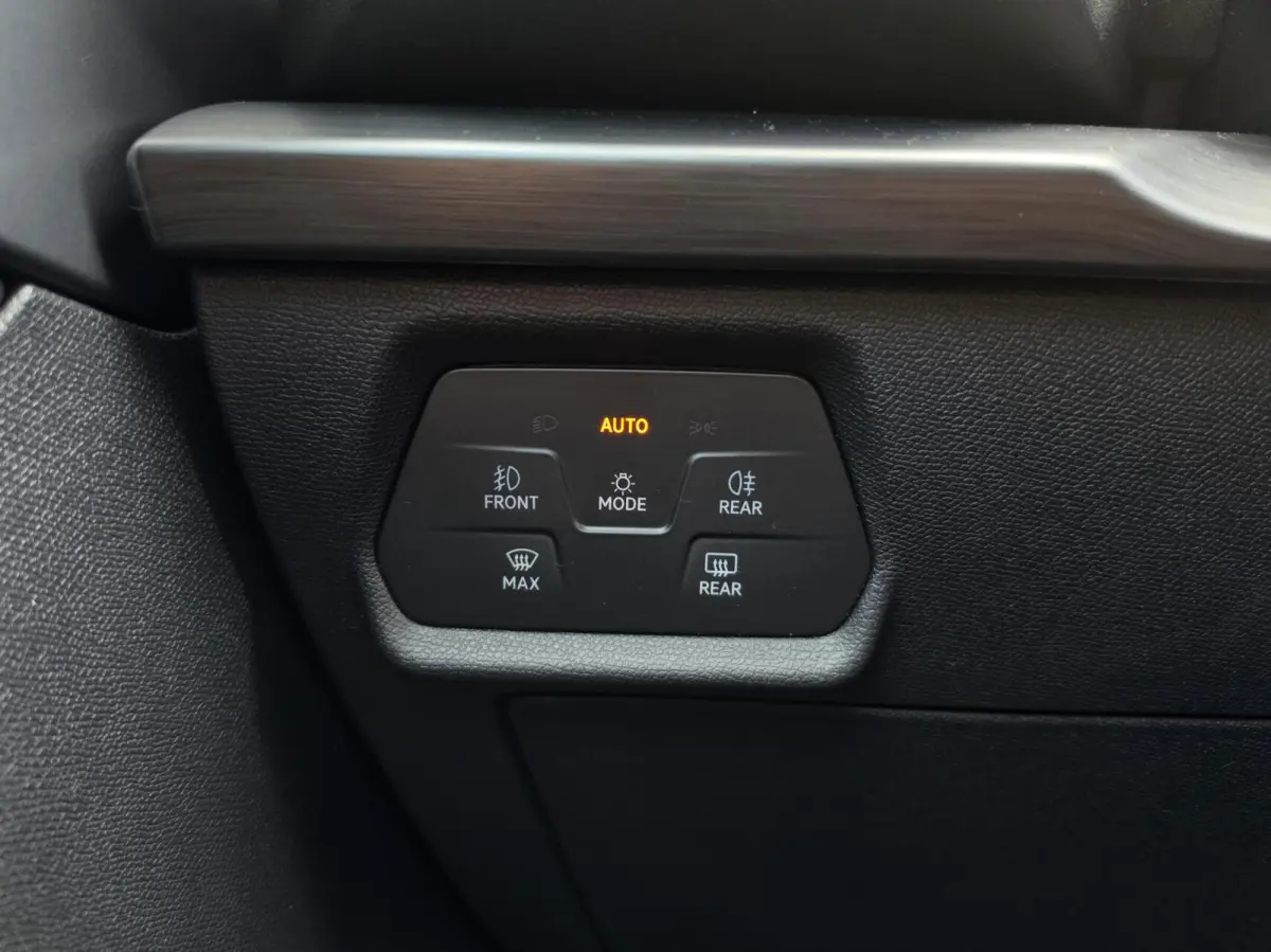 1.4 e-Hybrid VZ Copper Edition