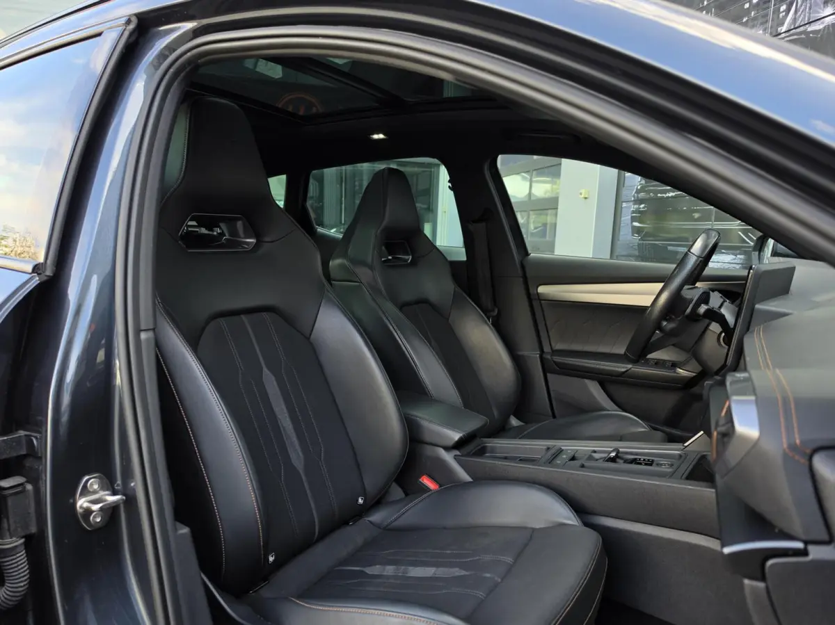 1.4 e-Hybrid VZ Copper Edition