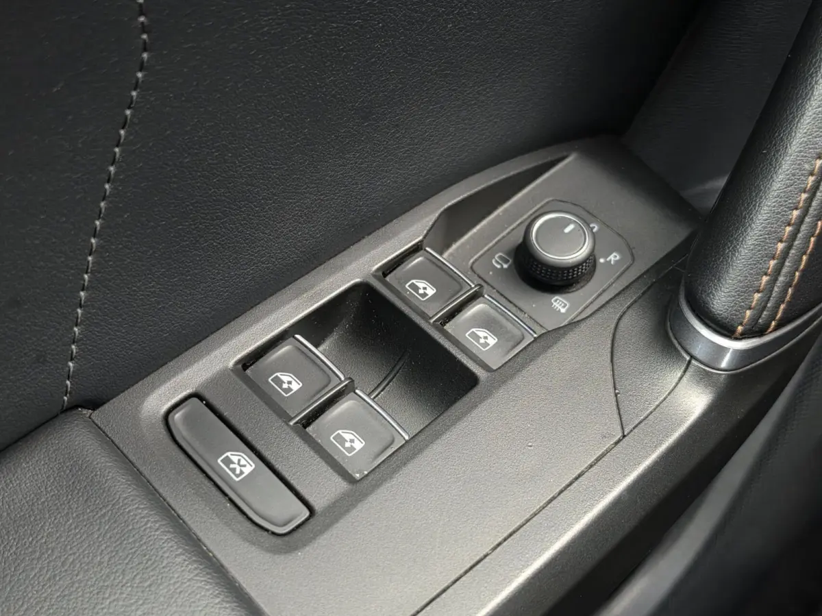 1.4 e-Hybrid VZ Copper Edition
