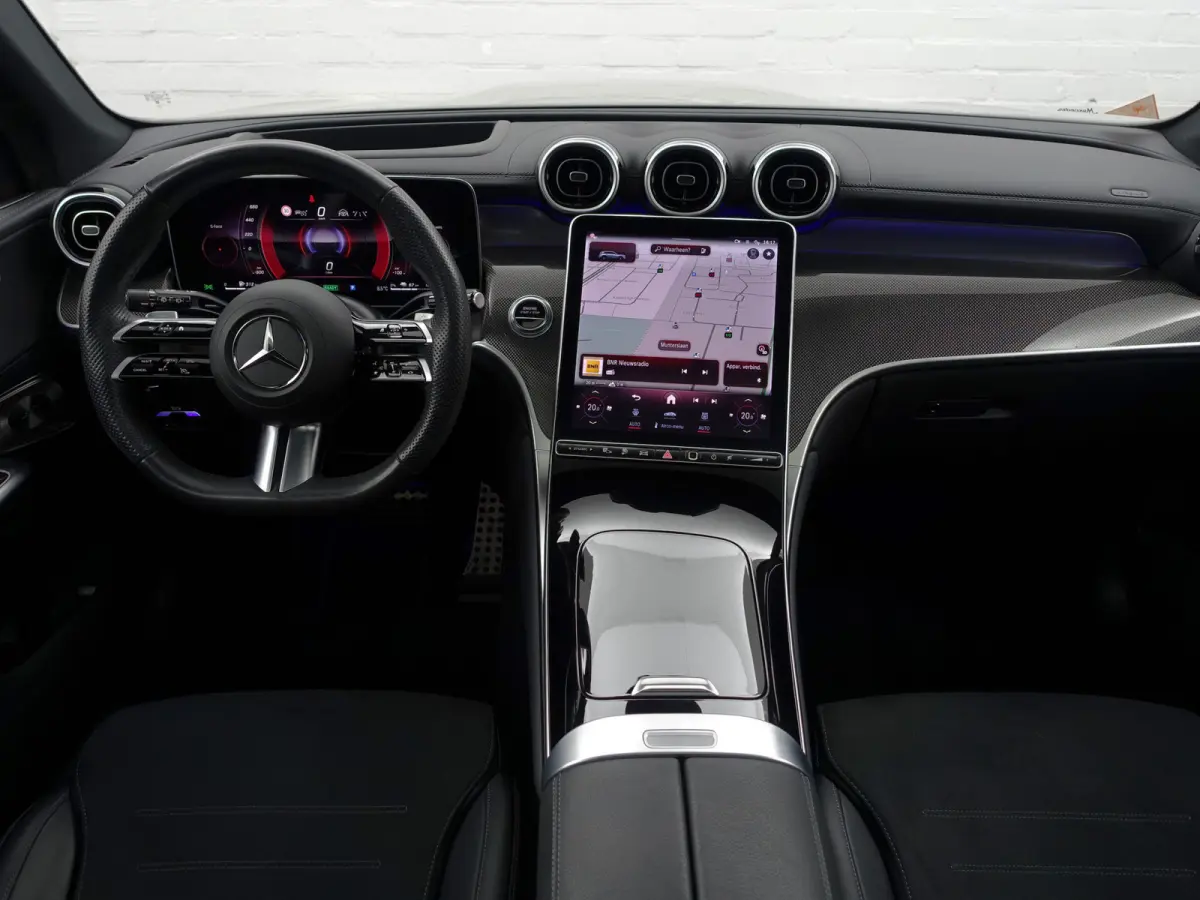 400e 4MATIC AMG Line- Achteras besturing, Burmester Audio, Head Up, Panoramadak, Carbon, Sfeerverlichting