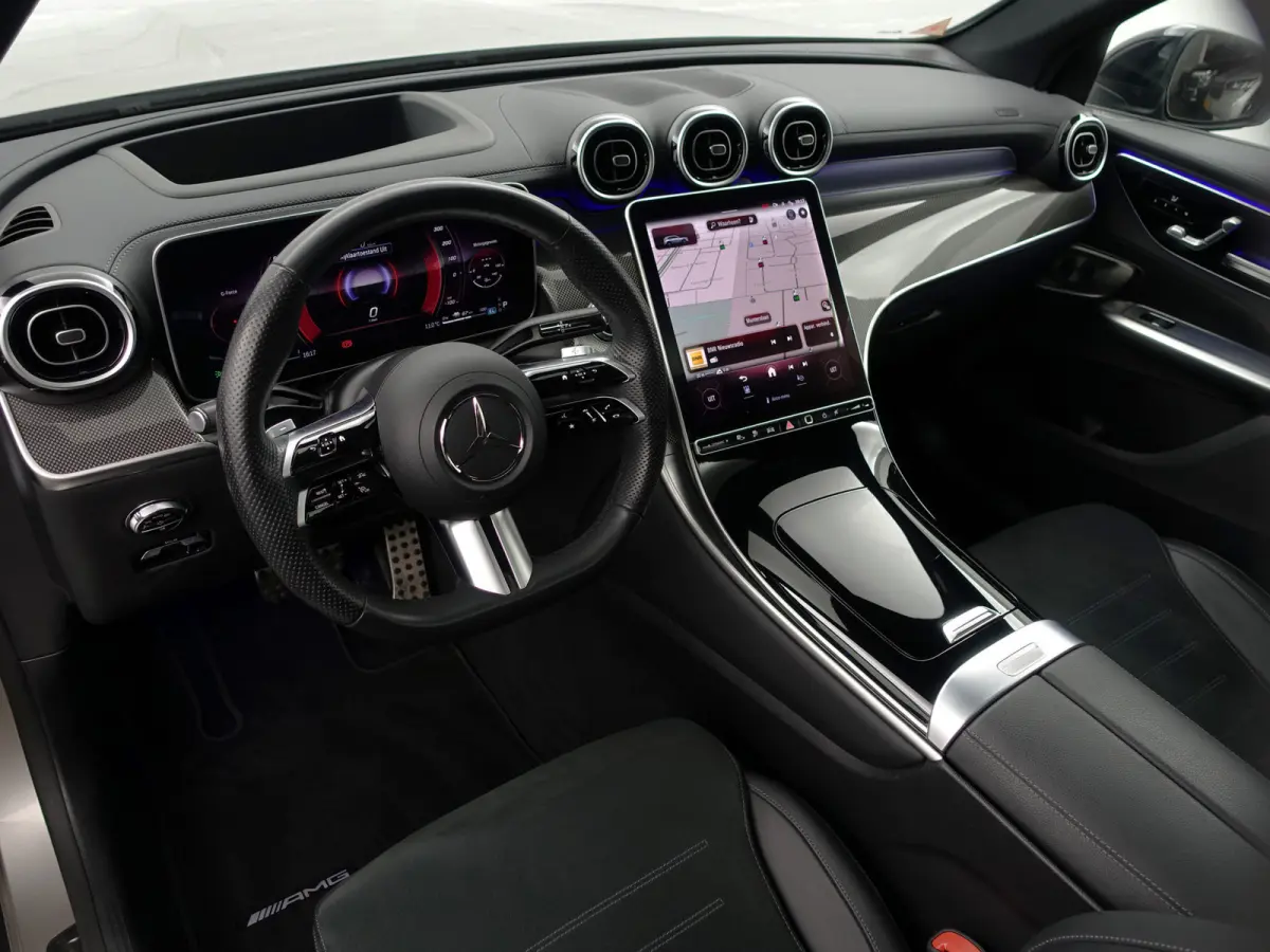 400e 4MATIC AMG Line- Achteras besturing, Burmester Audio, Head Up, Panoramadak, Carbon, Sfeerverlichting