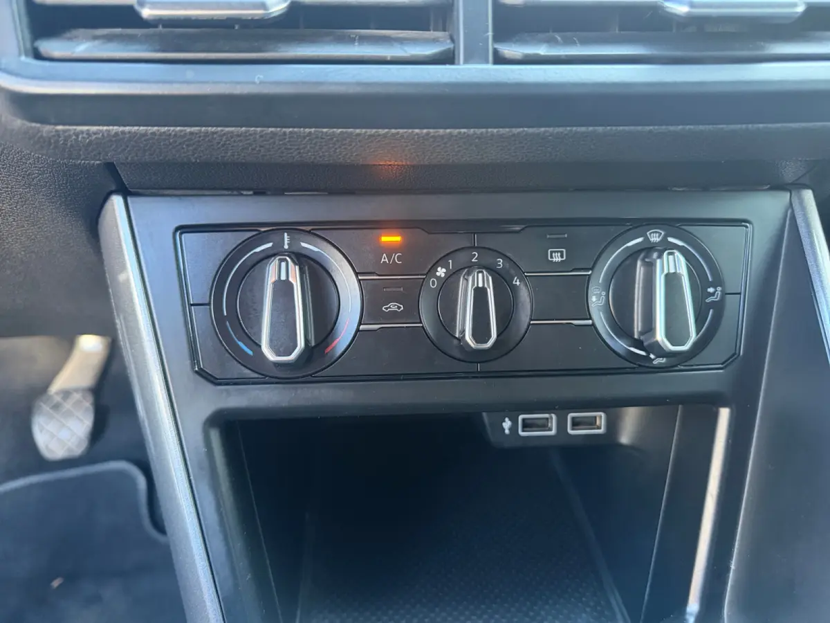 1.0 TSI Highline- Sport Interieur, Carplay, Android Auto, Navigatie, Privacy Glass