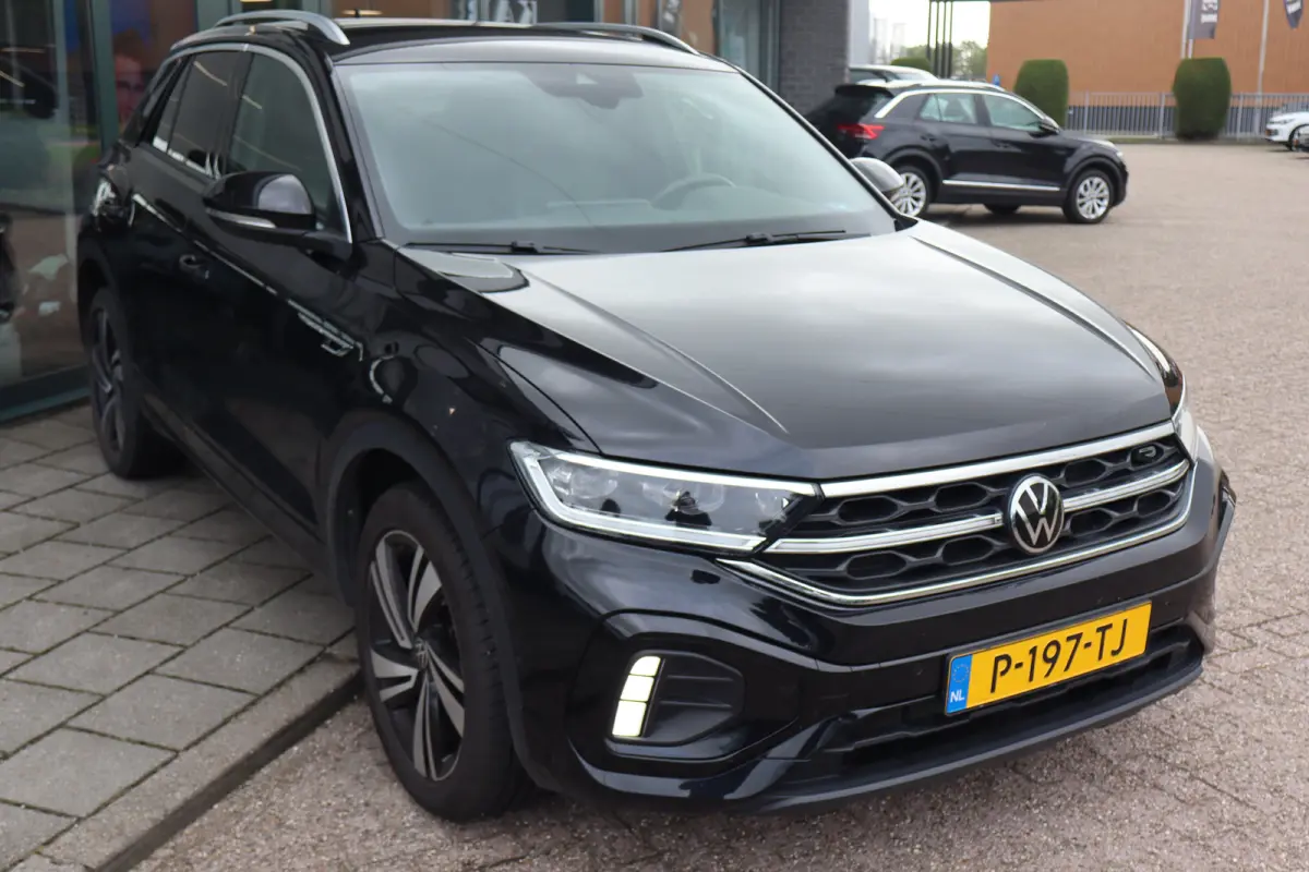 1.0 TSI R-Line Business+ 110PK | Achteruitrijcamera | Airco (automatisch) | Keyless entry
