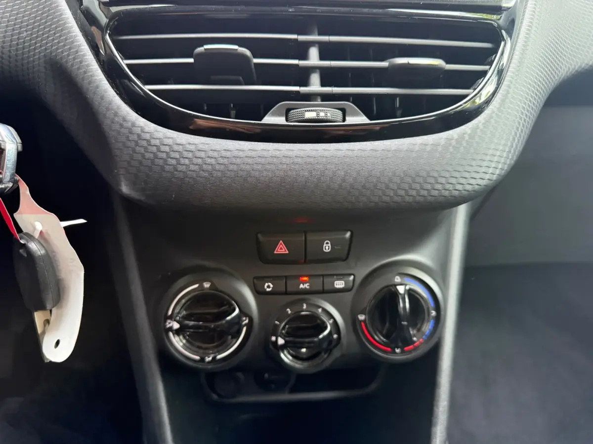 1.2 PureTech Active|AIRCO|NAVI|NIEUWE APK