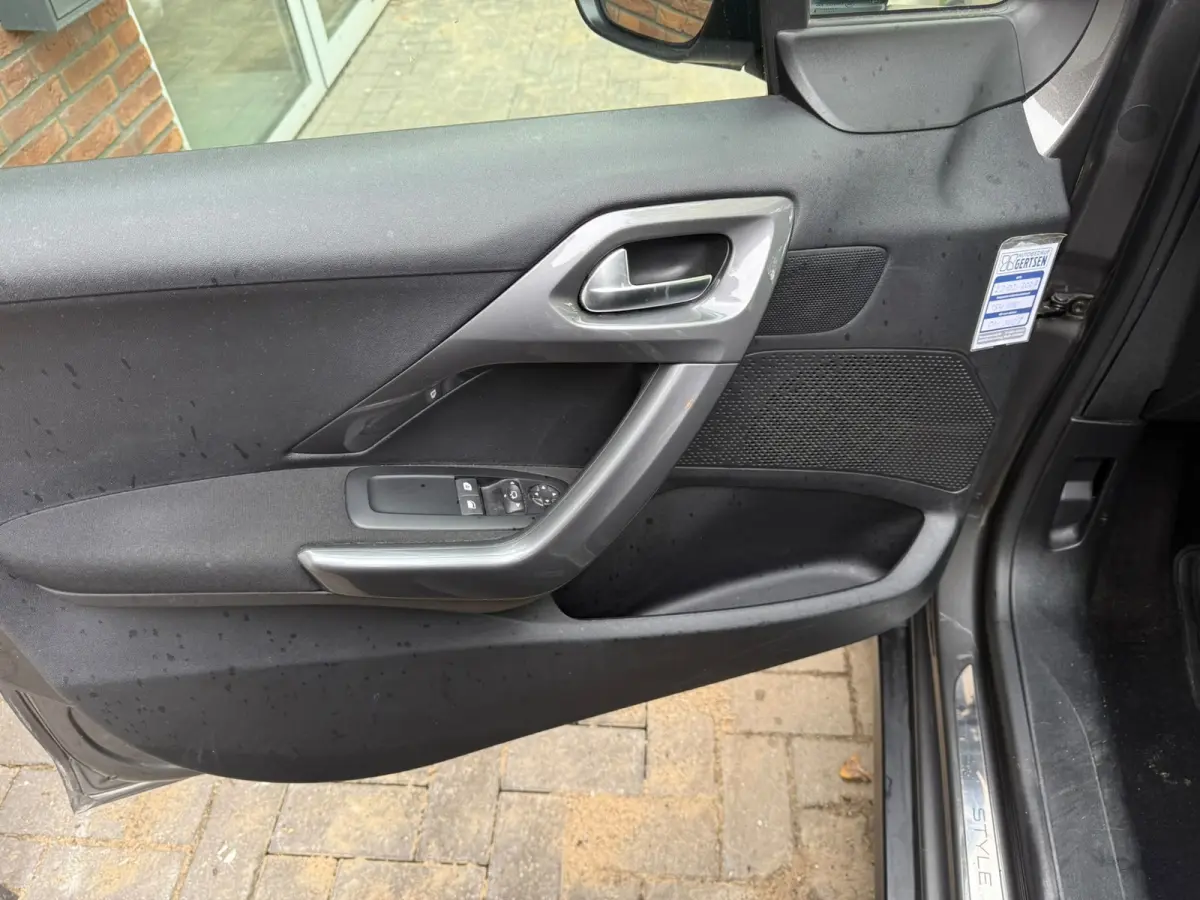 1.2 PureTech Active|AIRCO|NAVI|NIEUWE APK