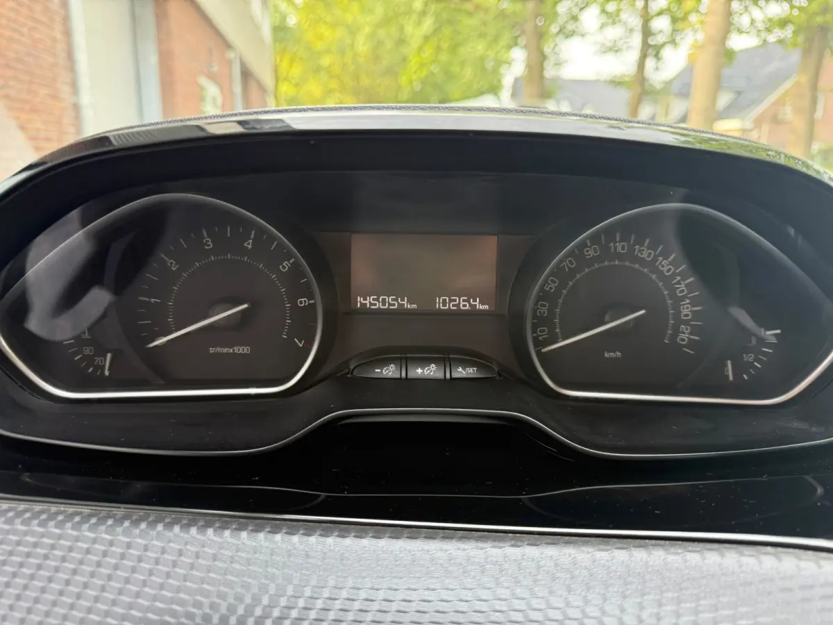 1.2 PureTech Active|AIRCO|NAVI|NIEUWE APK