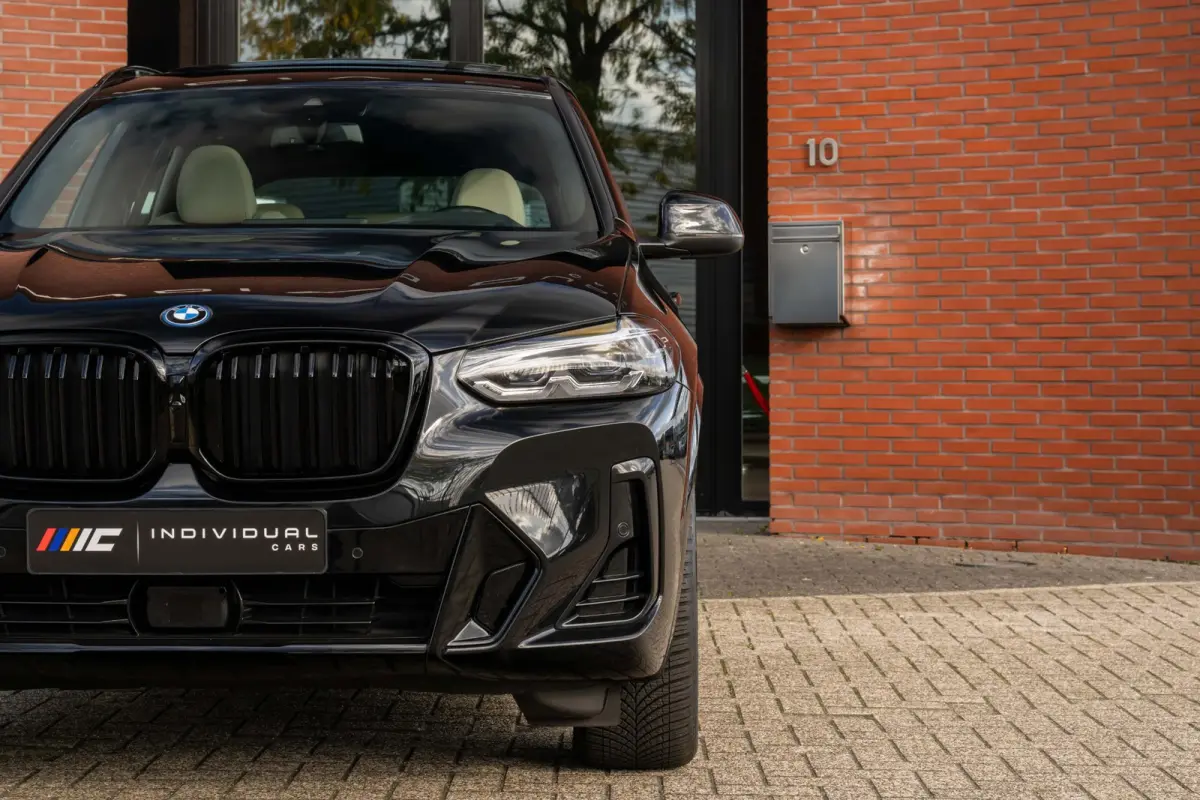 xDrive30e M-Sport ACC Panorama HuD Trekhaak Leder