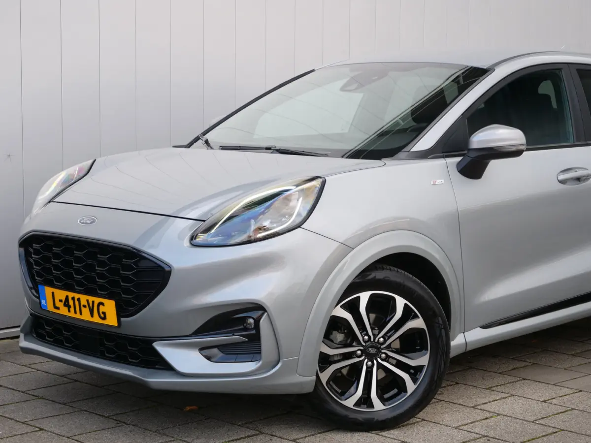 1.0 EcoBoost Mild Hybrid ST-Line 125 Pk Navi / DAB / Apple Carplay / 17 inch