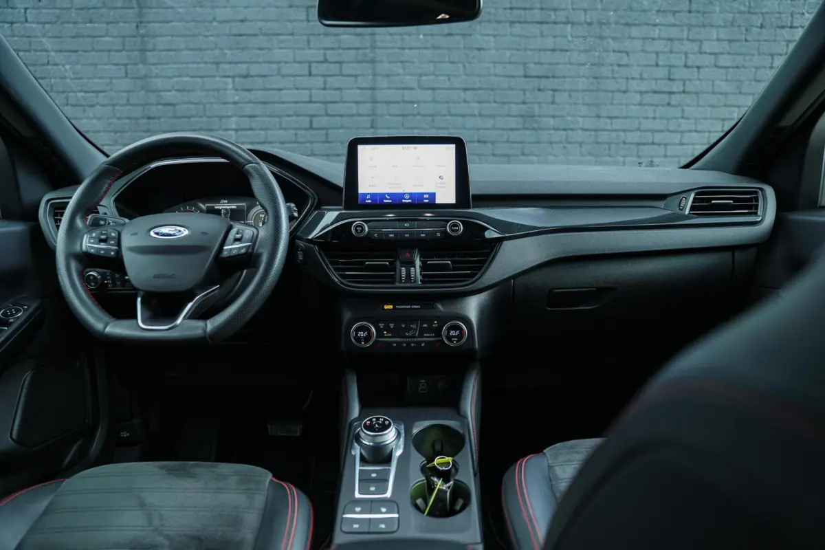 2.5 PHEV ST-Line X PANO TREKHAAK ADAPTIVE CRUISE CAMERA STUURVERWARMING B&O