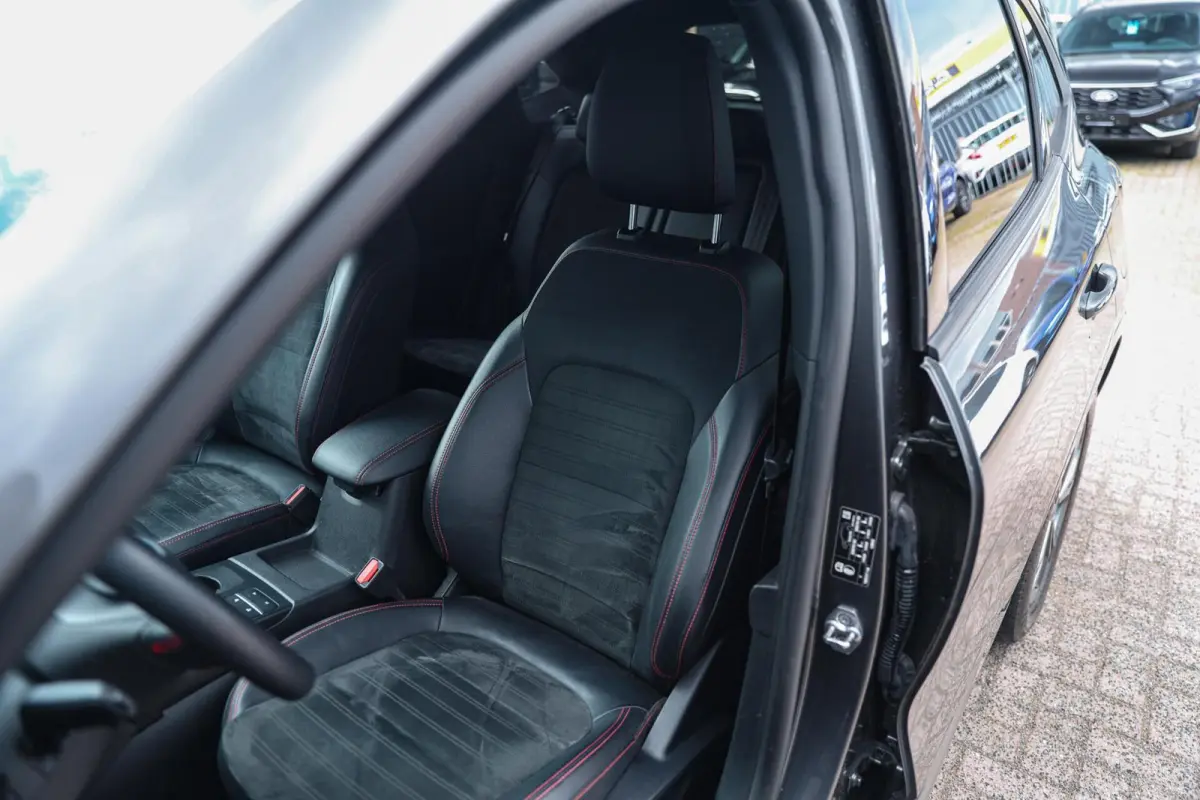 2.5 PHEV ST-Line X PANO TREKHAAK ADAPTIVE CRUISE CAMERA STUURVERWARMING B&O