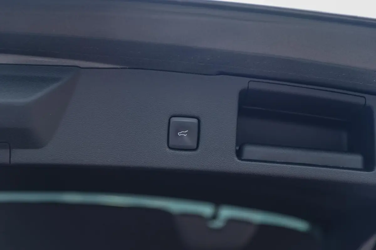2.5 PHEV ST-Line X PANO TREKHAAK ADAPTIVE CRUISE CAMERA STUURVERWARMING B&O