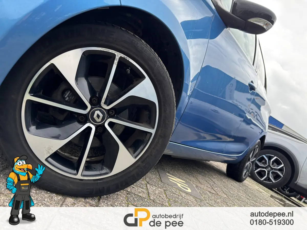 R90 Intens 41 kWh incl. accu GARANTIE/KOOPACCU SOH 82%/CRUISE/CLIMA/NAVI/LICHTMETAAL rijklaarprijs!
