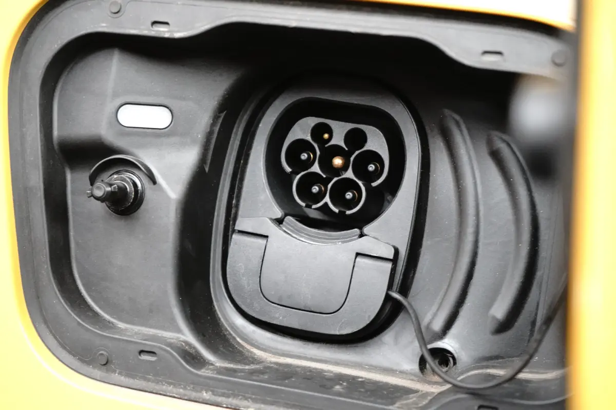 Premium Extended Range AWD 77 kWh