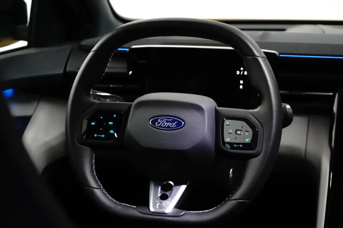 Premium Extended Range AWD 77 kWh