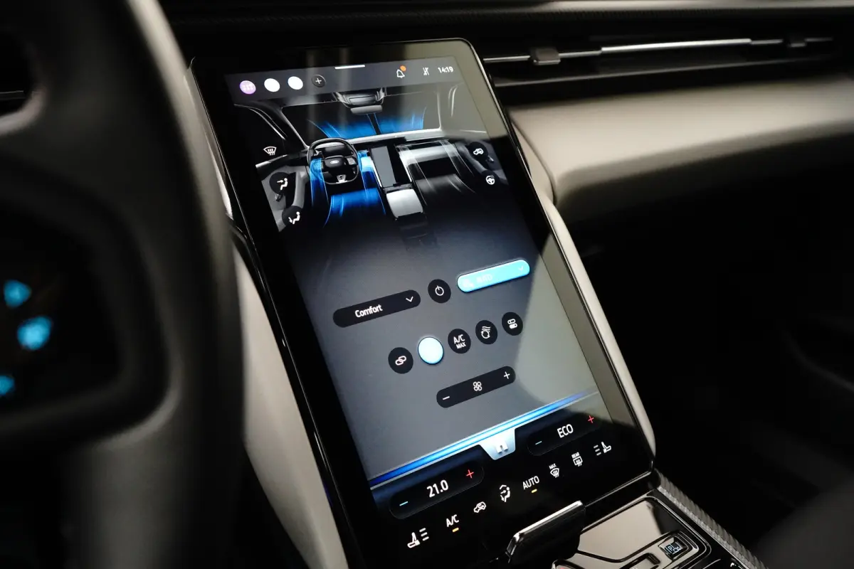 Premium Extended Range AWD 77 kWh