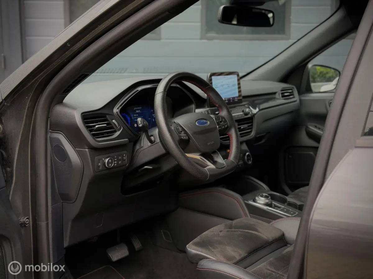 2.5 PHEV ST-Line Elek. stoelen, Camera, WinterPack