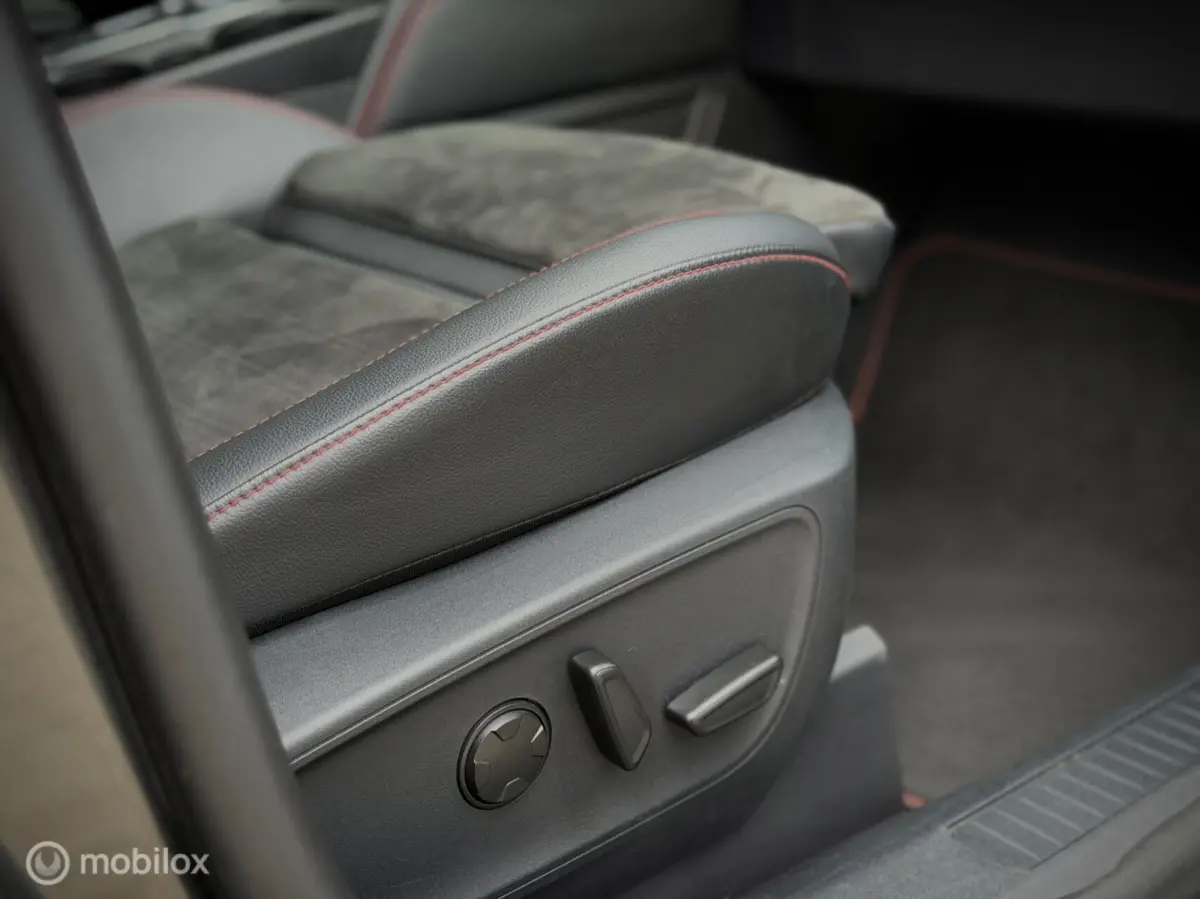 2.5 PHEV ST-Line Elek. stoelen, Camera, WinterPack