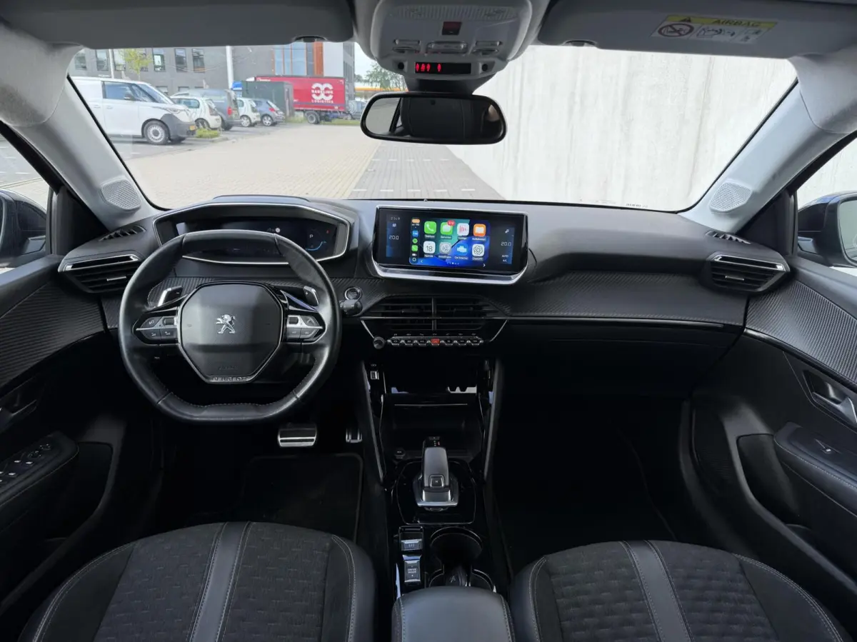 1.2 Allure | CarPlay | 100 pk | Clima | Camera