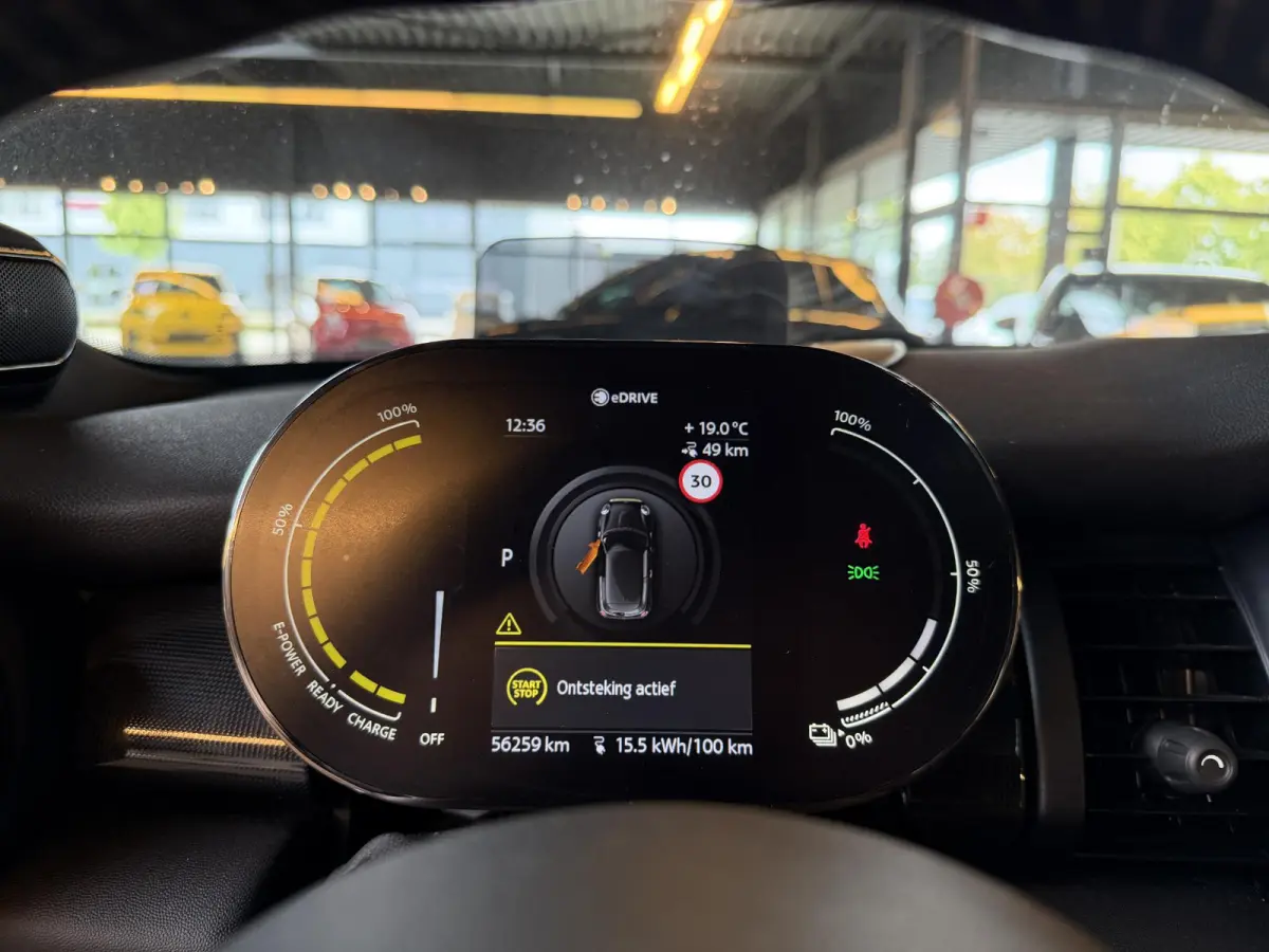 Yours 33 kWh | Pano | HUD | Harman & Kardon | Black Optic | Viritual Cockpit |