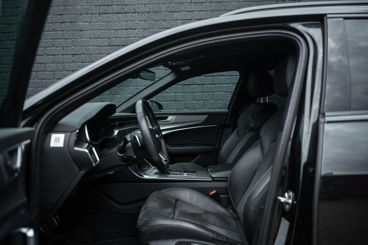 55 TFSI e quattro Competition TREKHAAK 21INCH CAMERA