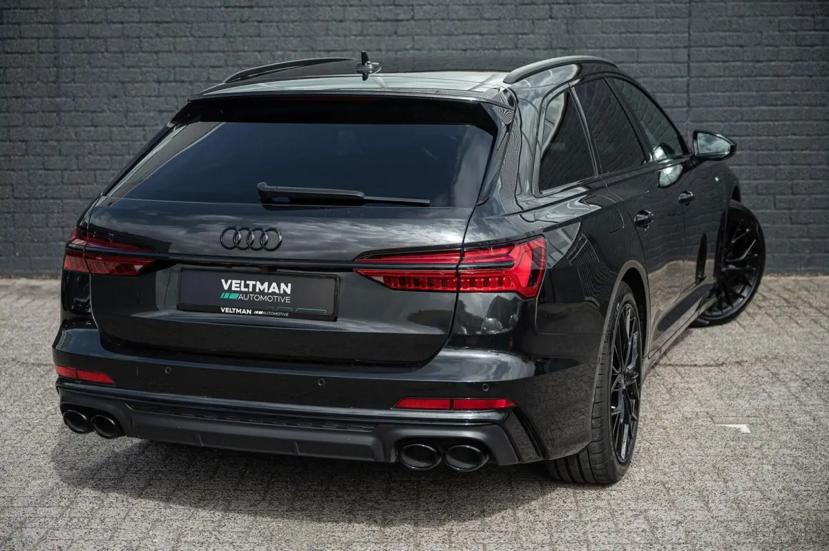 55 TFSI e quattro Competition TREKHAAK 21INCH CAMERA
