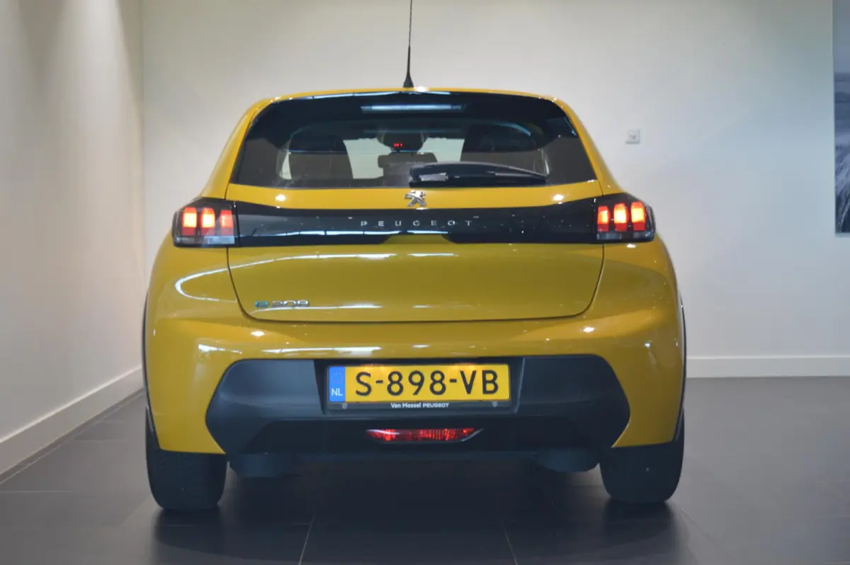 EV Active 50 kWh APPLECARPLAY/ANDROID AUTO - AIRCO - CRUISECONTROL