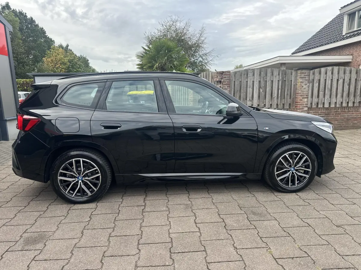xDrive30 67 kWh M Sport Edition
