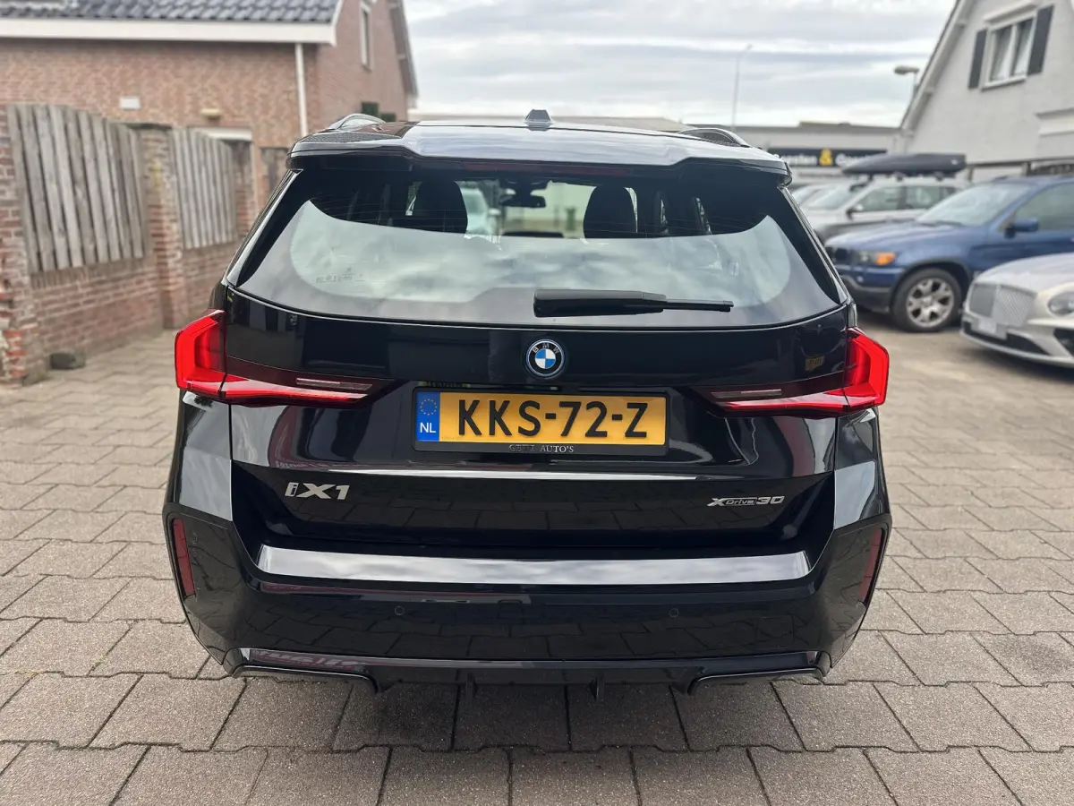 xDrive30 67 kWh M Sport Edition