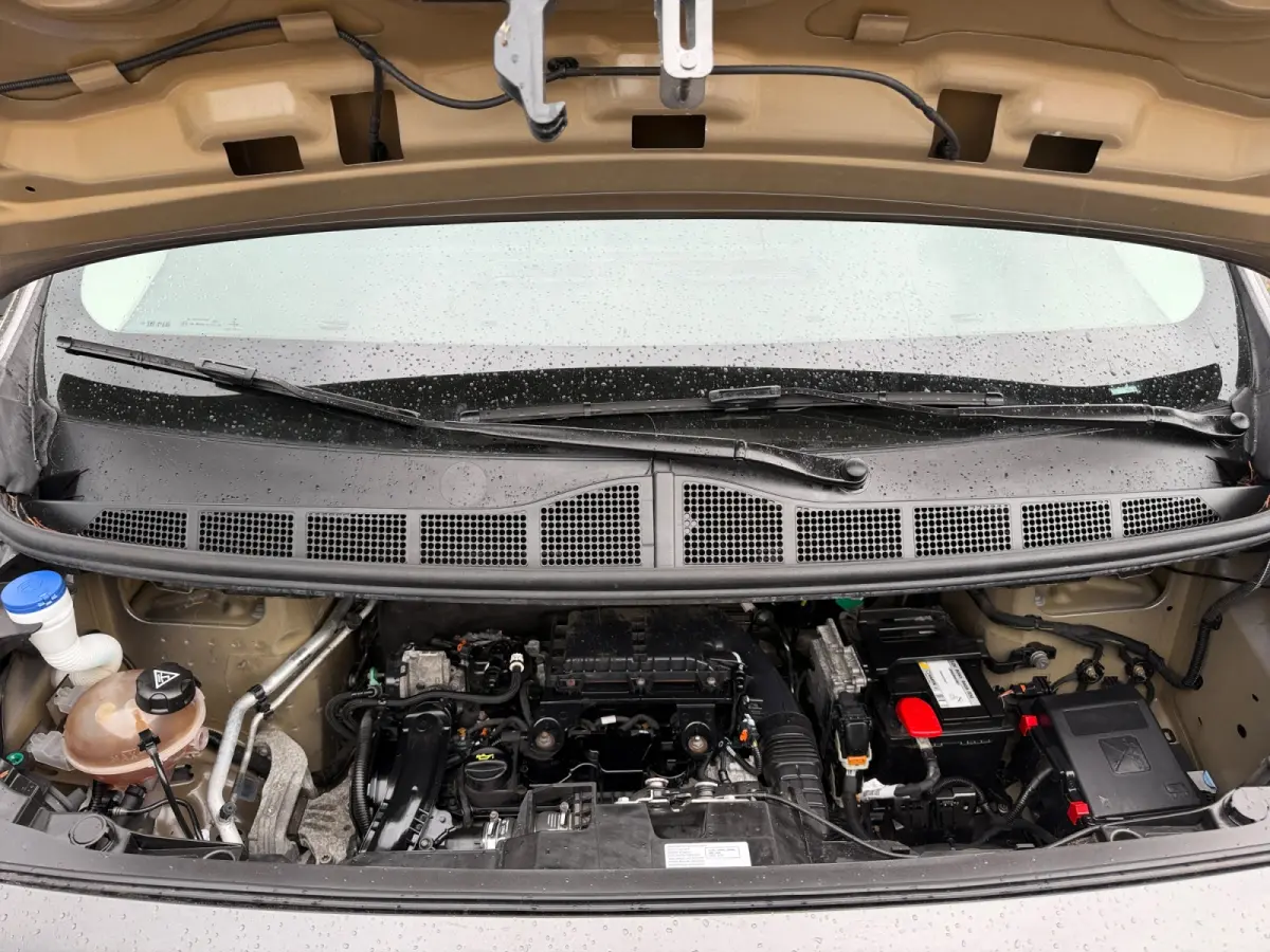 1.6 D-4D Cool Comfort Euro 6- NAP 91dkm, 3 Pers, Leder Interieur, Trekhaak, Cruise, Bluetooth Multimedia