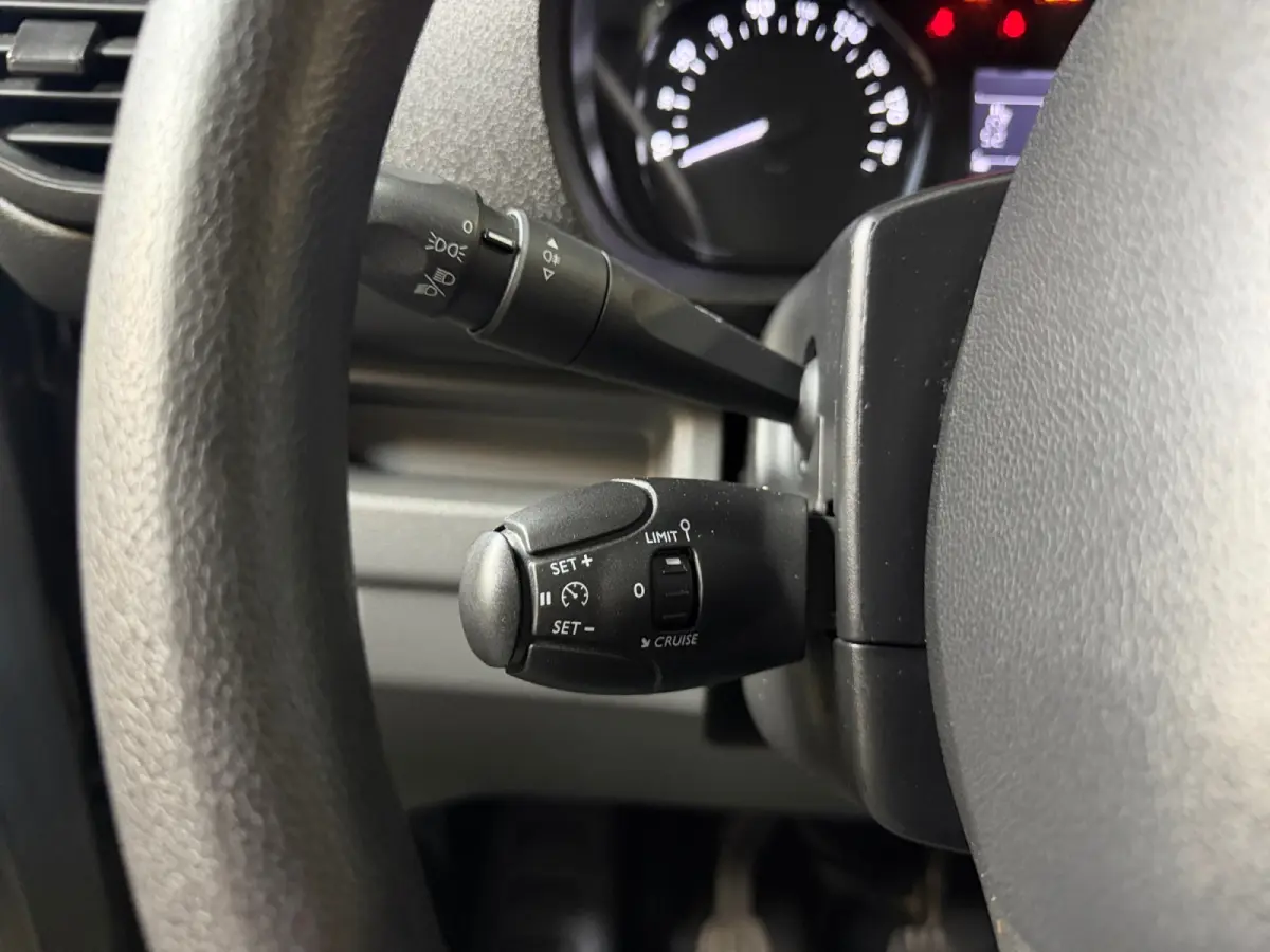 1.6 D-4D Cool Comfort Euro 6- NAP 91dkm, 3 Pers, Leder Interieur, Trekhaak, Cruise, Bluetooth Multimedia