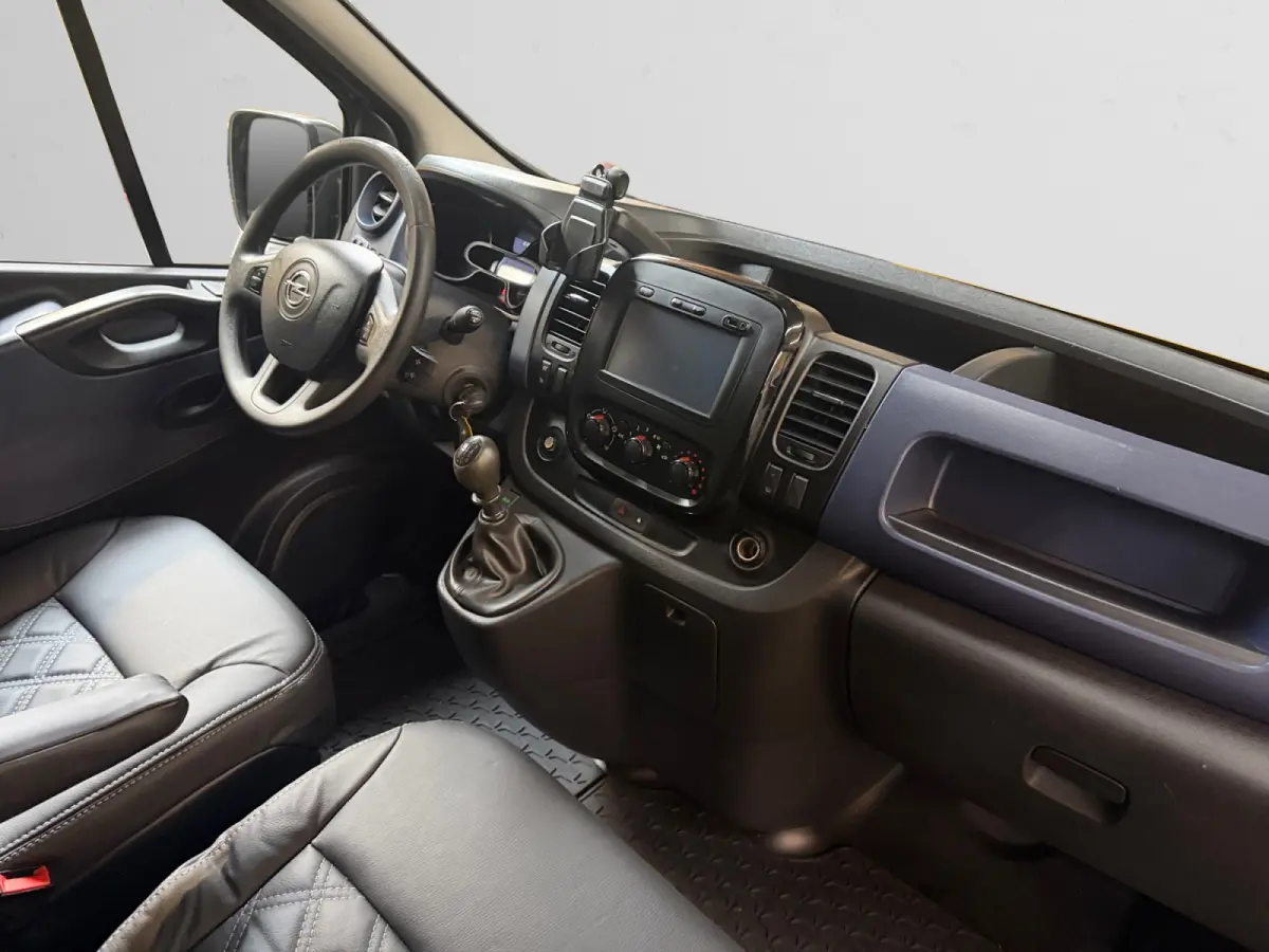 1.6 CDTI L2H1 Edition Euro 6 3 Pers, Design Leder, Navigatie, Trekhaak, Led, Park Assist