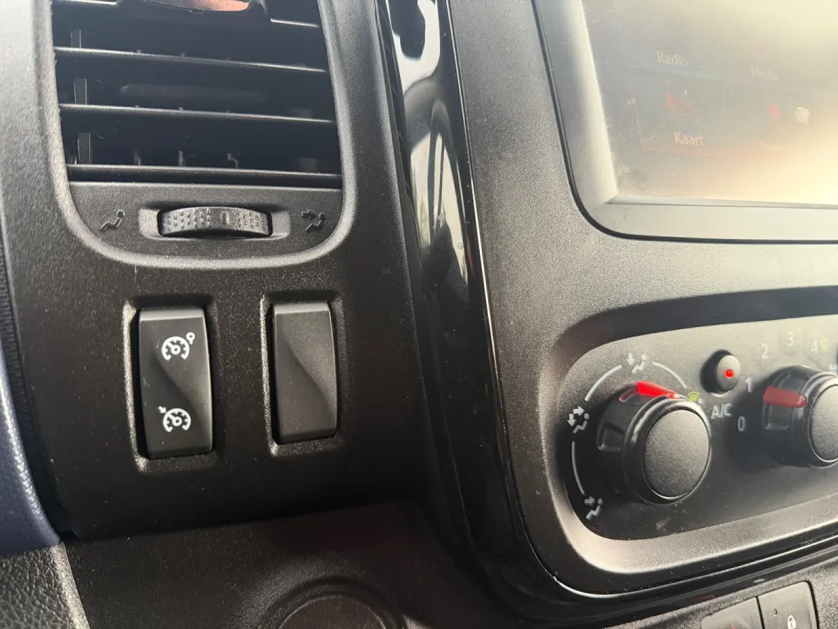 1.6 CDTI L2H1 Edition Euro 6 3 Pers, Design Leder, Navigatie, Trekhaak, Led, Park Assist