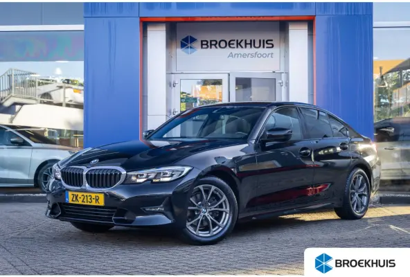 320i Executive Edition | Leder | Apple Carplay/Android Auto | LED | Parkeersensoren | Stoelverwarming | Sportstoelen | Keyless | Cruise control | Airco (automatisch) | Apple Carplay/Android 