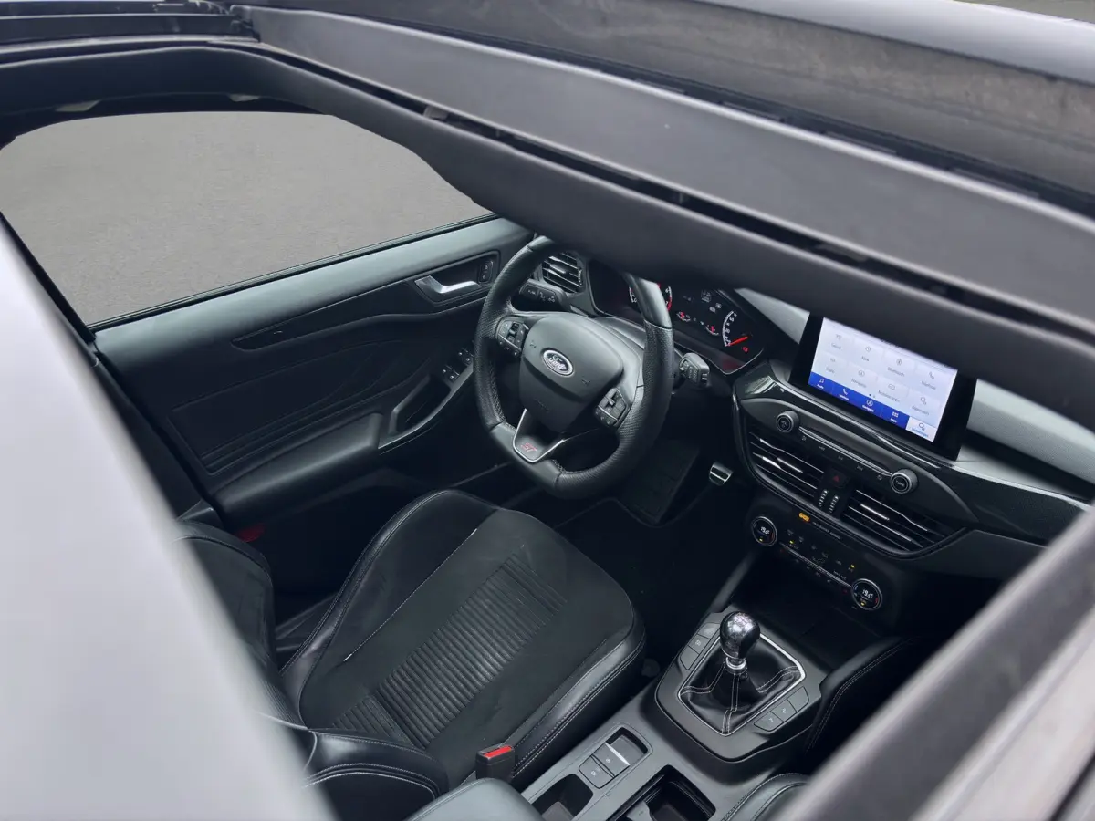 2.3 ST-3 280PK | Pano | Adap. Cruise | Apple Carplay | Camera | Recaro | Winter Pack | Achteruitrijcamera | Airco (automatisch) | Apple Carplay/Android Auto|telefoonintegratie premium