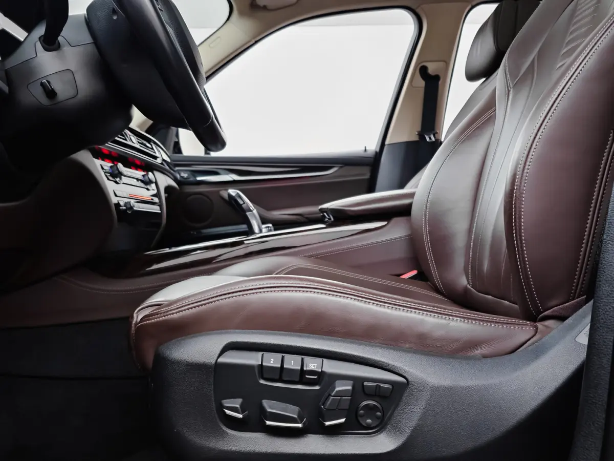 xDrive40e High Executive Panodak, Sfeerverlichting, Head-up, Lane assist, Sportleer, Connectdrive