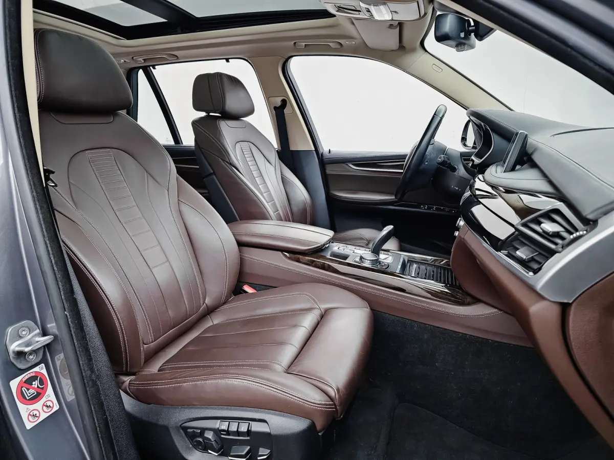 xDrive40e High Executive Panodak, Sfeerverlichting, Head-up, Lane assist, Sportleer, Connectdrive